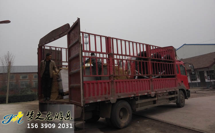 電瓶碰碰車,和諧號軌道小火車發(fā)貨